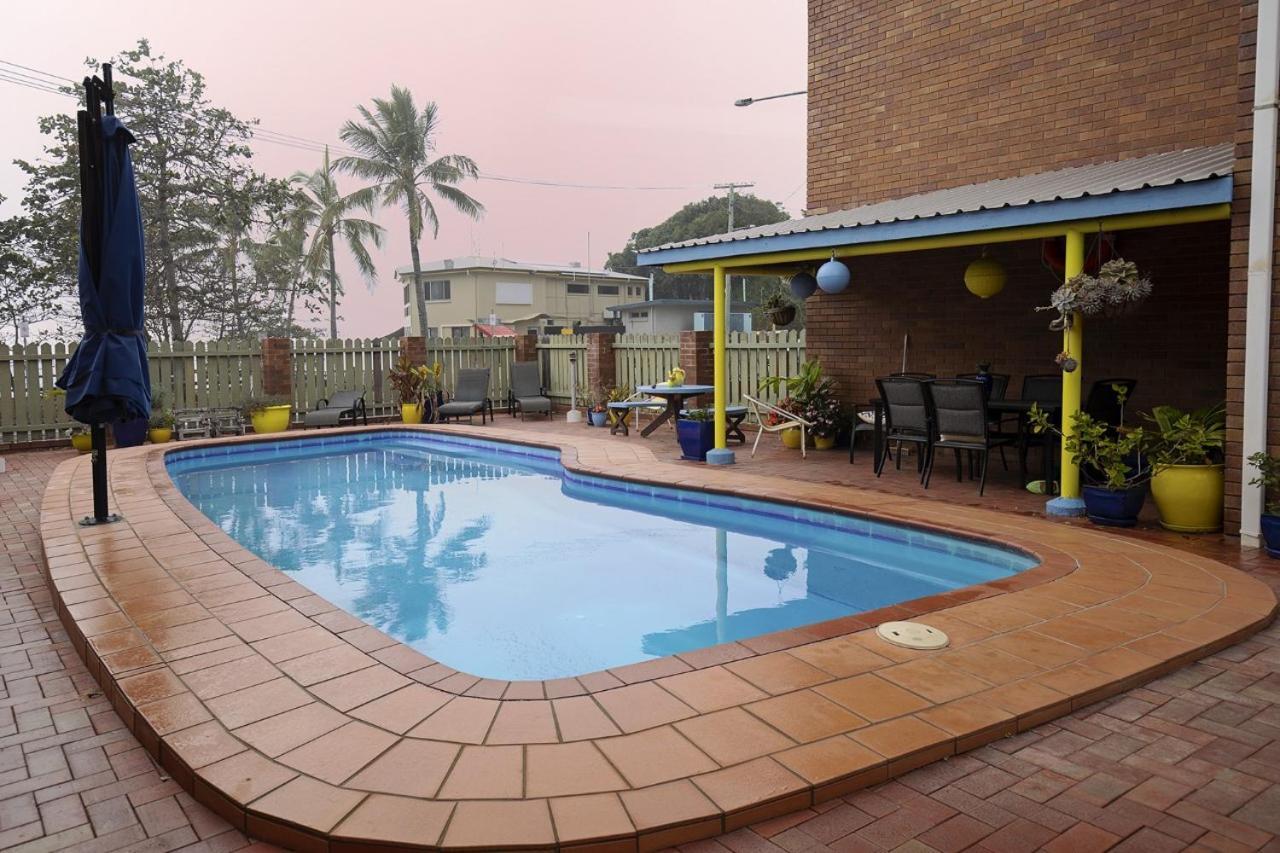 Sandpiper Motel Grasstree Beach Exterior photo